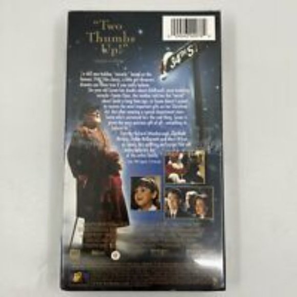 Miracle on 34th Street (VHS,  2004) Sealed - Picture 2 of 4